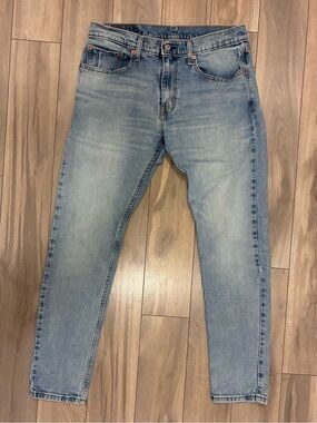 Levi's Slim Straight Light Wash Blue Jeans